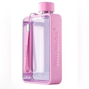 MoChic flat water bottle